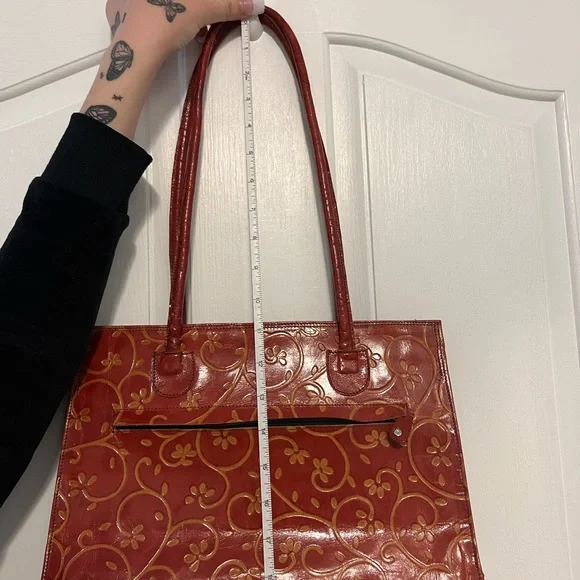 Genuine Leather handbag. - Picture 12 of 14